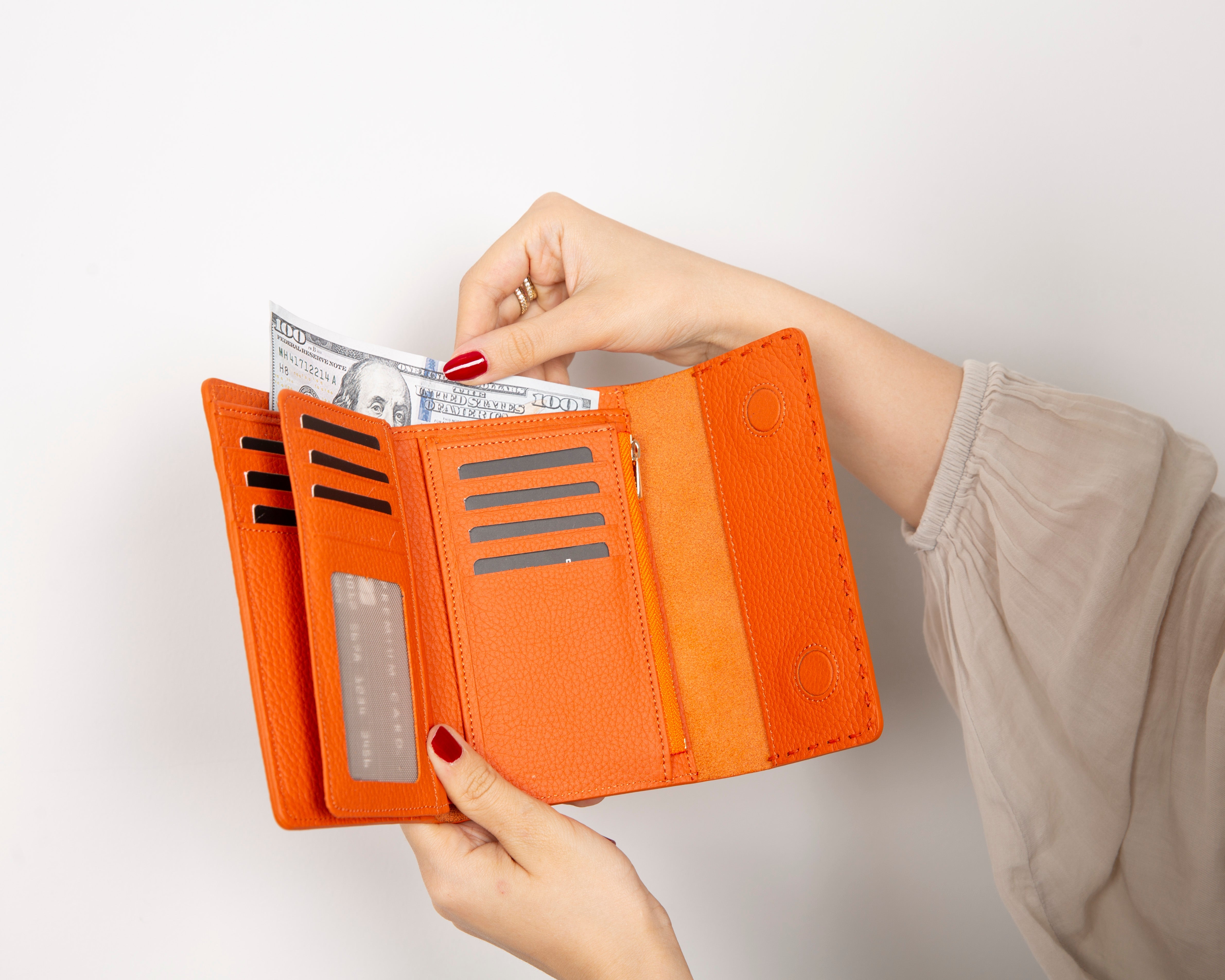 Linea Leather Women's Wallet